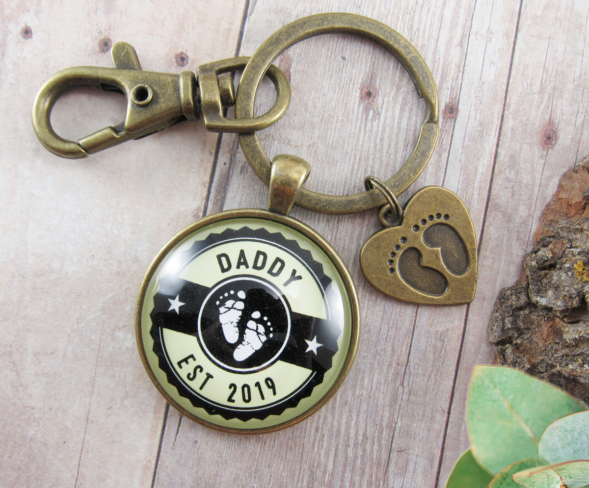 Daddy Established 2019 Keychain New Dad First Father's DayKeychain Baby Feet Charm - Gutsy Goodness Handmade Jewelry