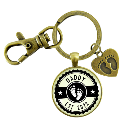 Daddy Established 2022 Keychain New Dad First Father's Day Keychain Baby Feet Charm - Gutsy Goodness